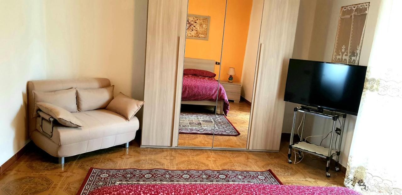 Casa Lory Leilighet Pescina Eksteriør bilde