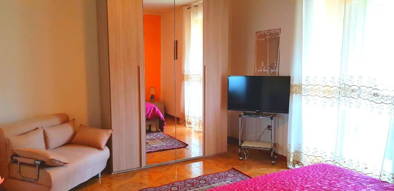 Casa Lory Leilighet Pescina Eksteriør bilde